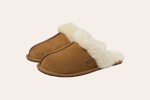 UGG Women's Scuffette II Slipper